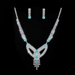 Emerald Frost Necklace Set